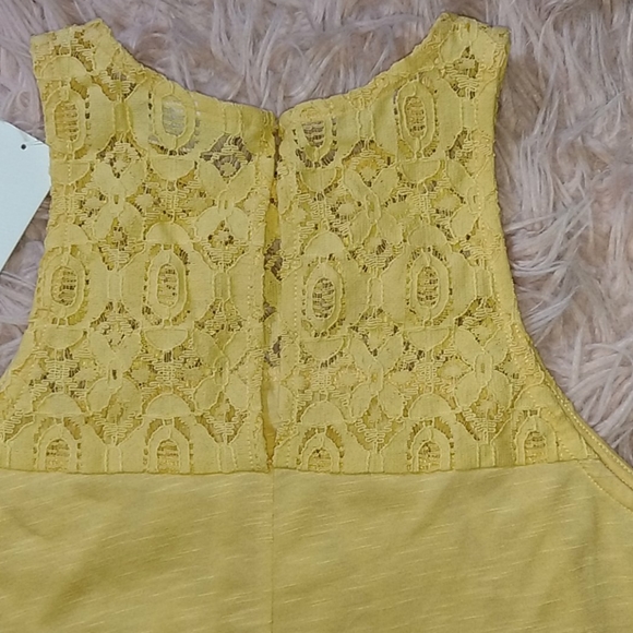 Others Follow tank top small - Picture 6 of 7